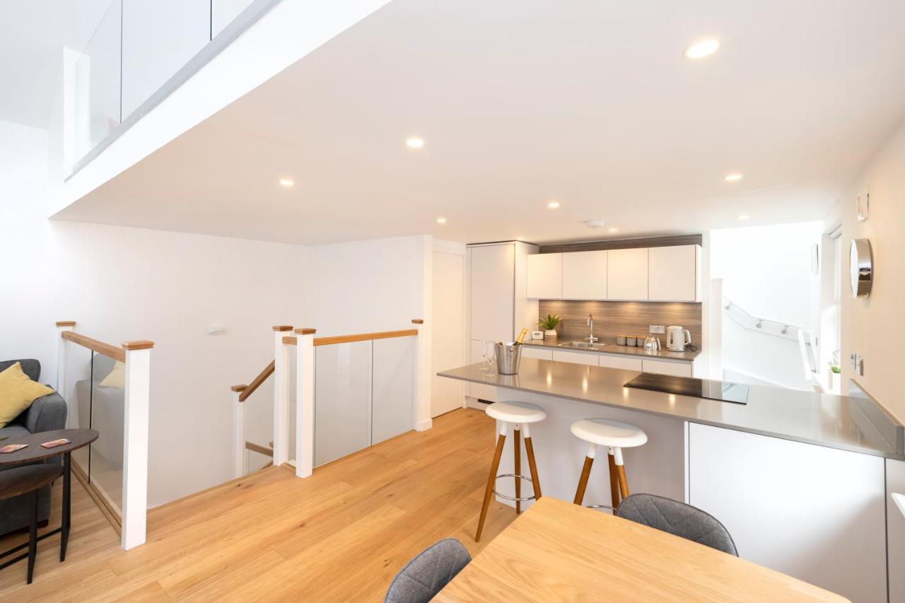 Modern 3-storey 3-bedroom Appartement Édimbourg