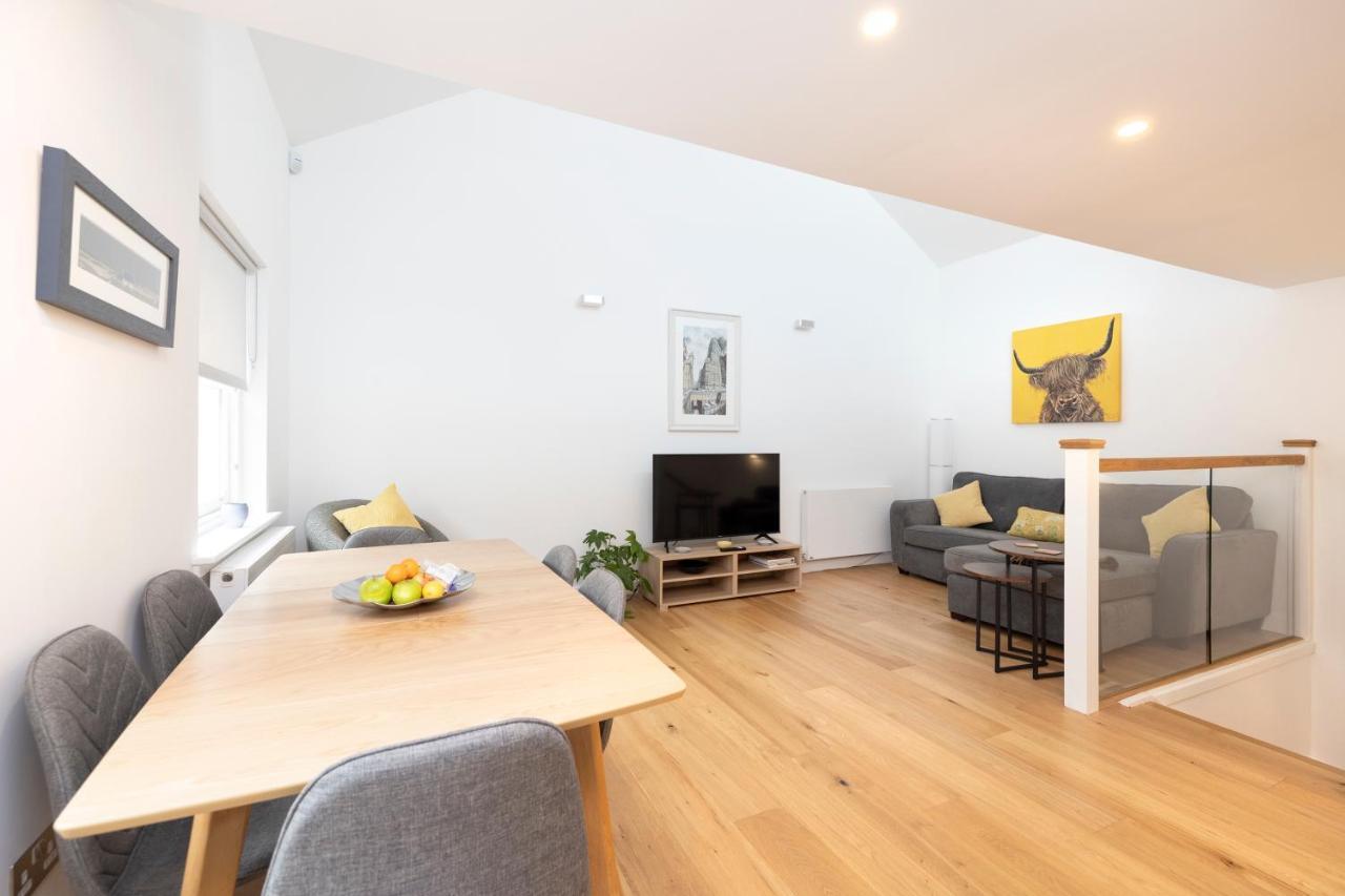 Modern 3-storey 3-bedroom * Édimbourg